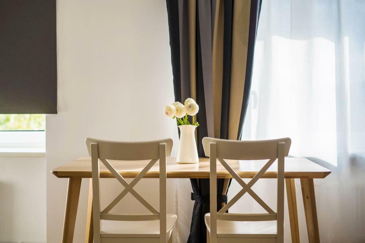 Sunshine Apartment Лиепая Экстерьер фото