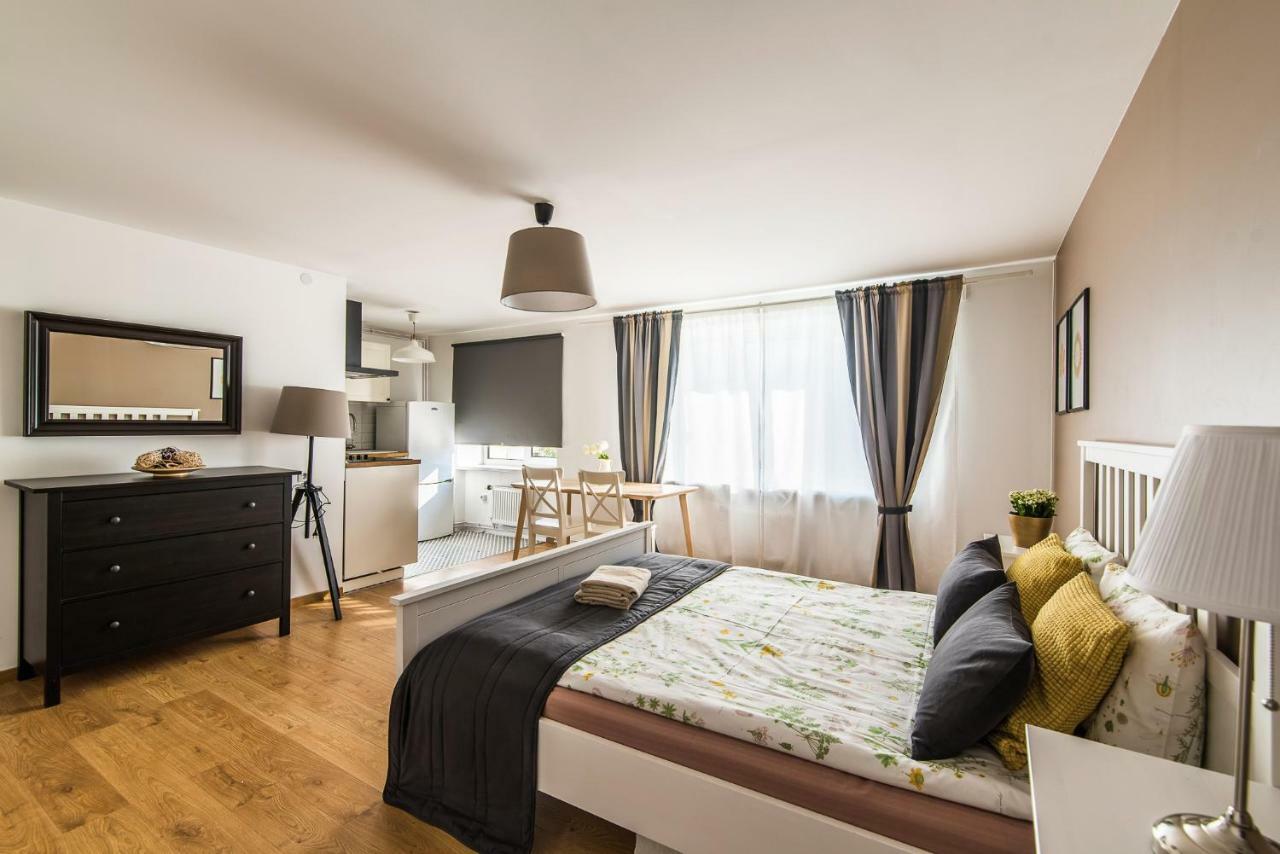 Sunshine Apartment Лиепая Экстерьер фото